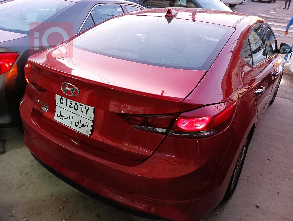 هیوندای ئەلەنترا